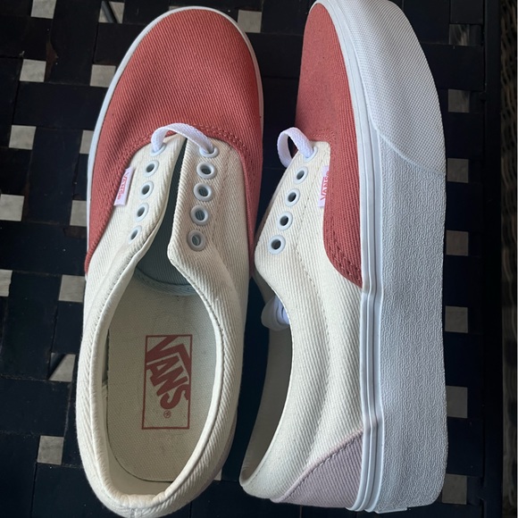 Vans, Womens size 8.5, mens 7. Cream colored with light and dark pink patches - Picture 1 of 4